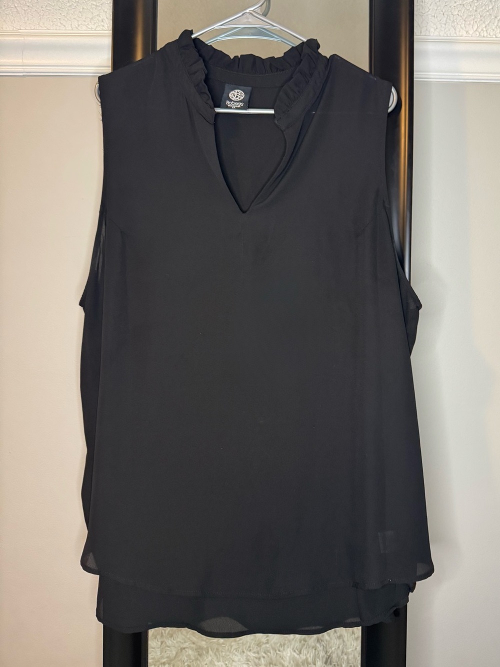 bobeau Black Sleeveless Ruffled Flowing Tank